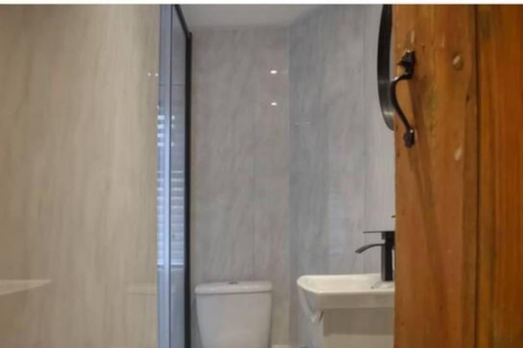 Beautiful Renovated Cottage In Mersham Ashford Kent エクステリア 写真